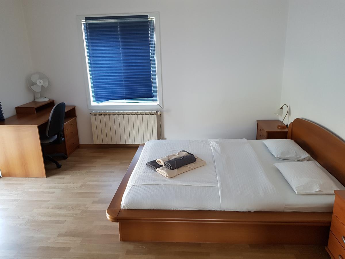 Guest House Kravica Ljubuški エクステリア 写真