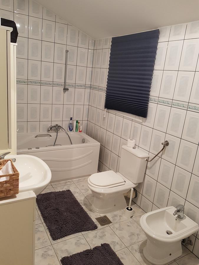 Guest House Kravica Ljubuški エクステリア 写真