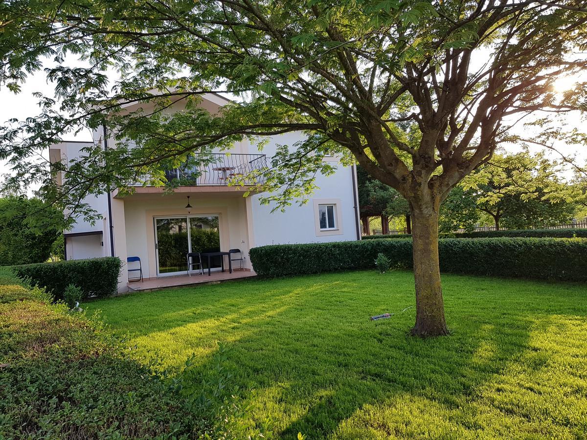 Guest House Kravica Ljubuški エクステリア 写真