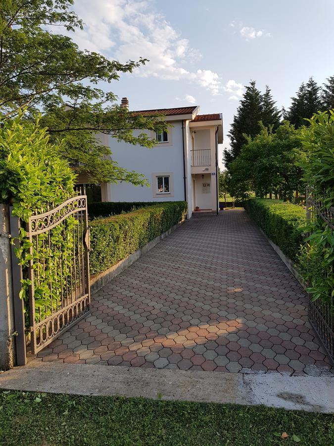 Guest House Kravica Ljubuški エクステリア 写真