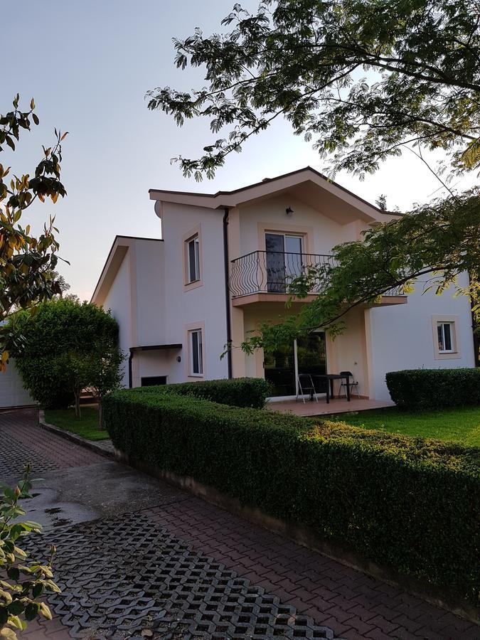 Guest House Kravica Ljubuški エクステリア 写真