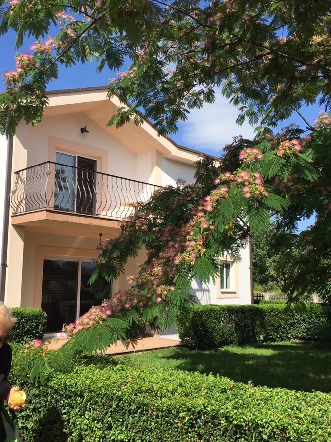 Guest House Kravica Ljubuški エクステリア 写真